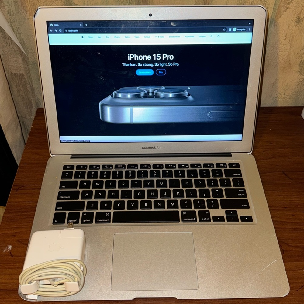 Apple MacBook Air